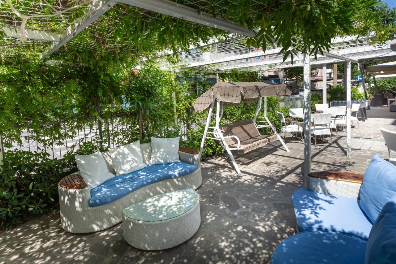 Hotel Vela D'Oro Rimini Zewnętrze zdjęcie